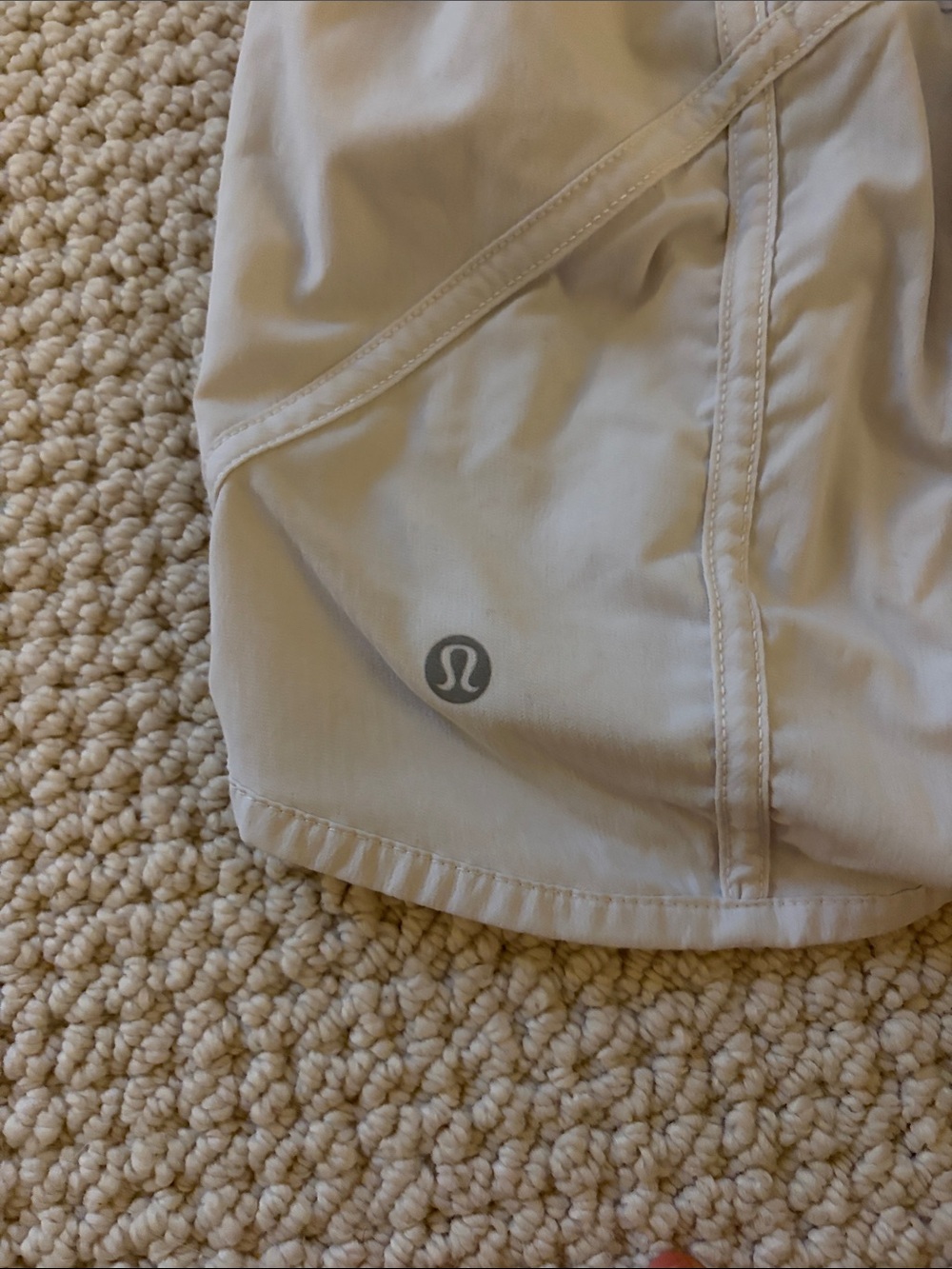 White Lululemon Women's Athletic Shorts - Comfortable Layered Design - Picture 3 of 3